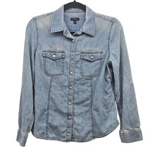 Talbots Petite Light Wash Denim Button Down Shirt 100% Cotton Size 8P IN404